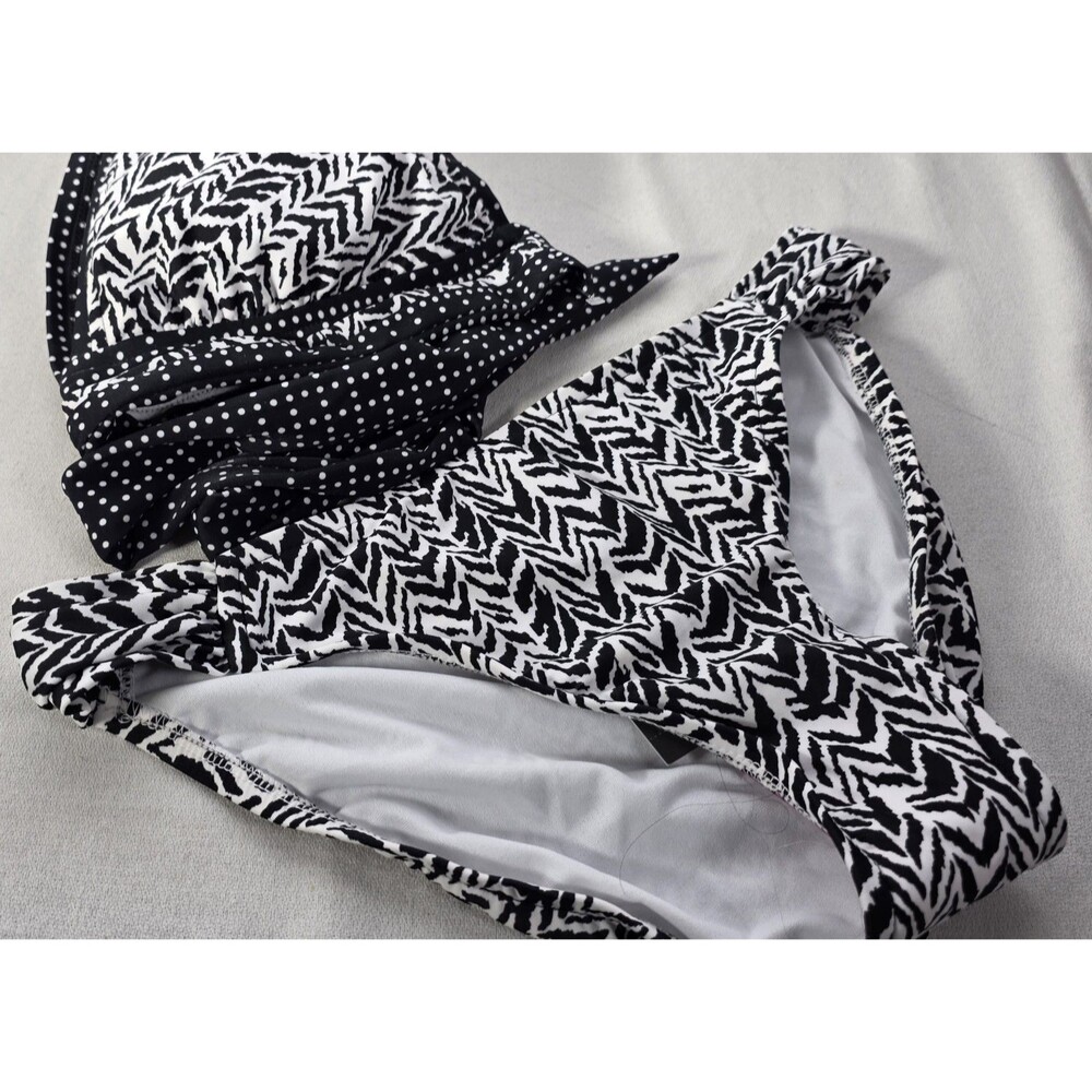 Women's Bikini Bathing Suit Swimwear Bottom Size M/L and Top L/XL